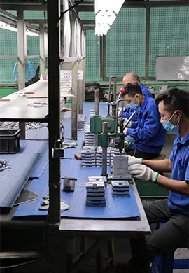 precision plastic mold manufacturing